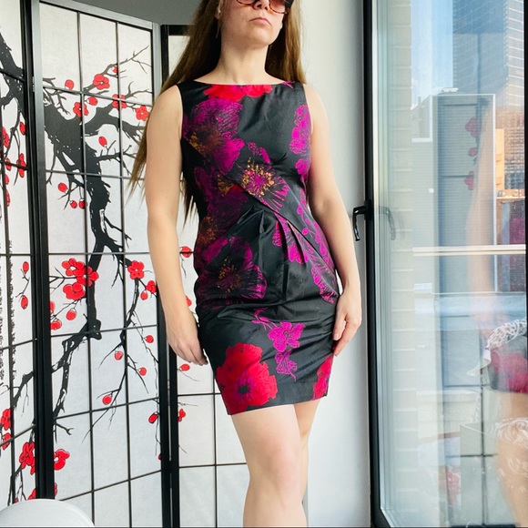 Tahari Satin Silk Chintz Floral Bodycon Wrap Knot Sleeveless Shaper Pencil Dress - Picture 11 of 16